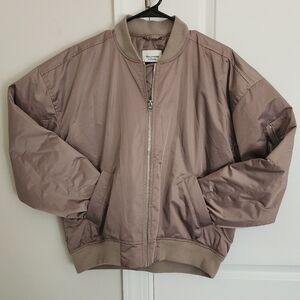 Abercrombie & Fitch Full Zip Taupe Bomber Jacket. Excellent Condition. Medium